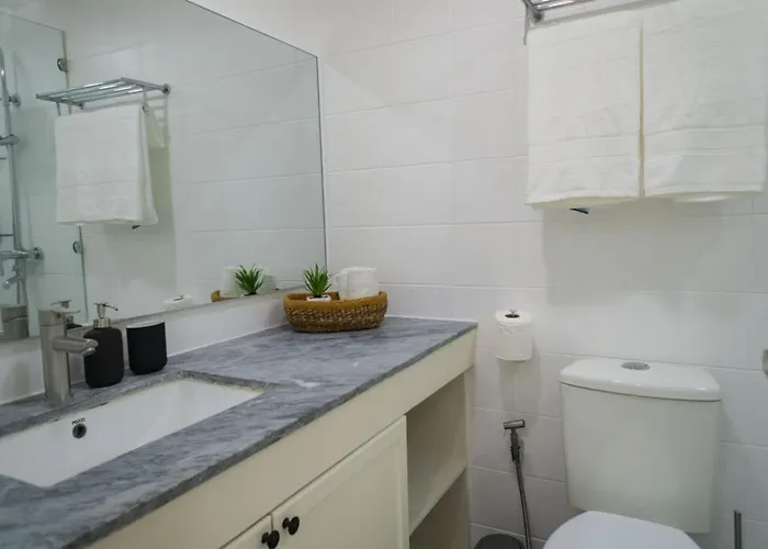 Сasa de vacaciones Elegant And Modern 2 Bedroom Golf Skyline View
