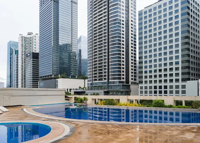 Elegant And Modern 2 Bedroom Golf Skyline View *